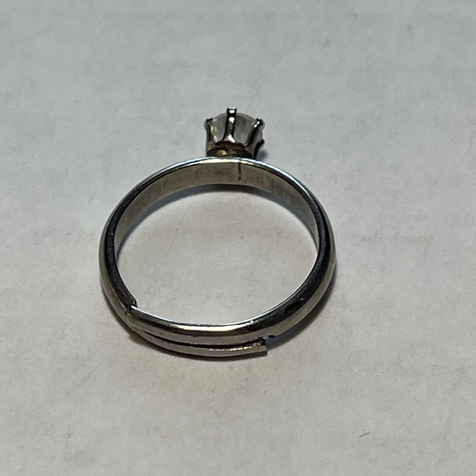 Vintage Silver Tone Solitaire Adjustable Ring Size 4.5 – 8