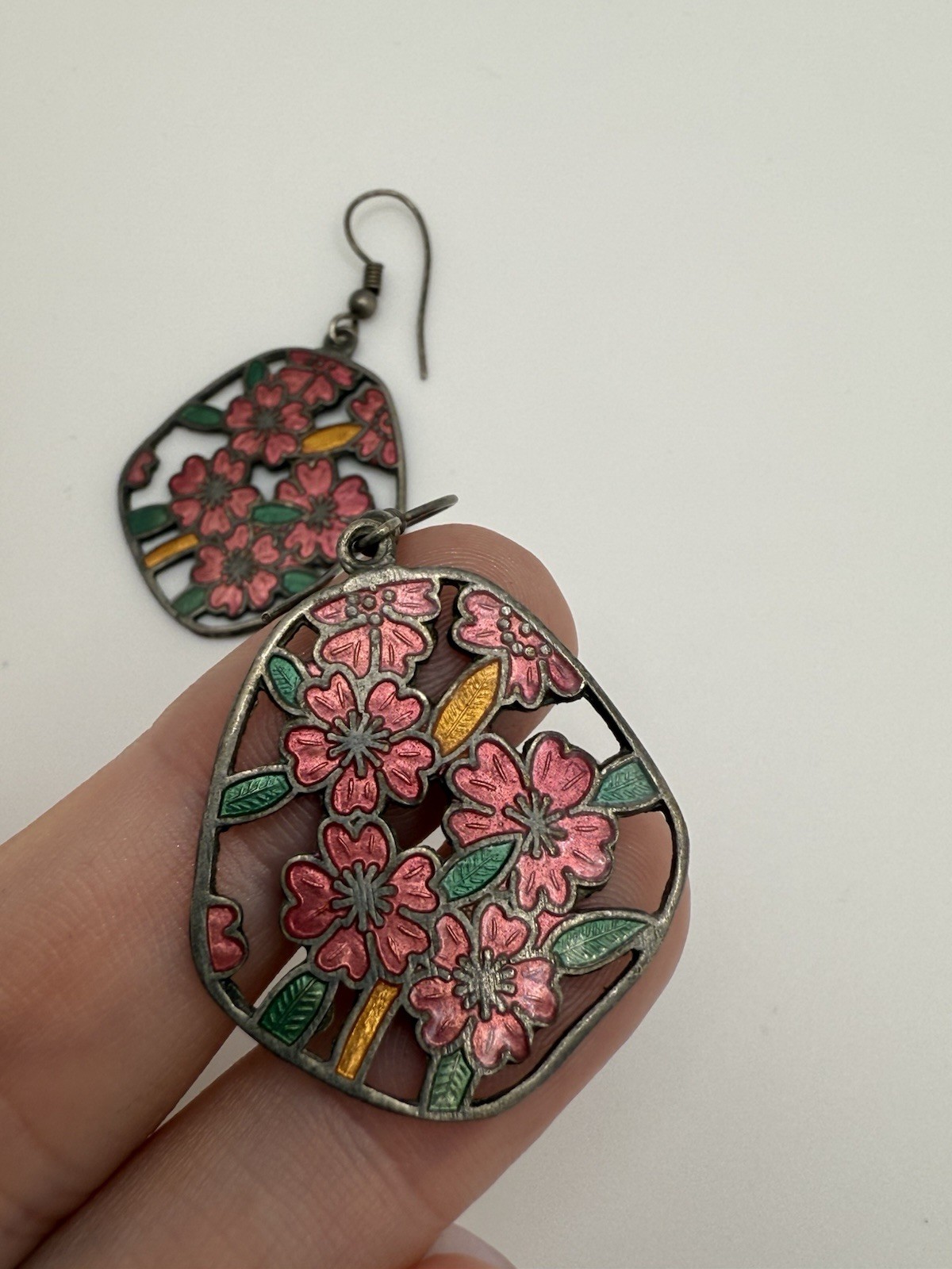 Vintage cloisonné Multicolor Enamel Floral Dangle Drop Hook Earrings, No Stone