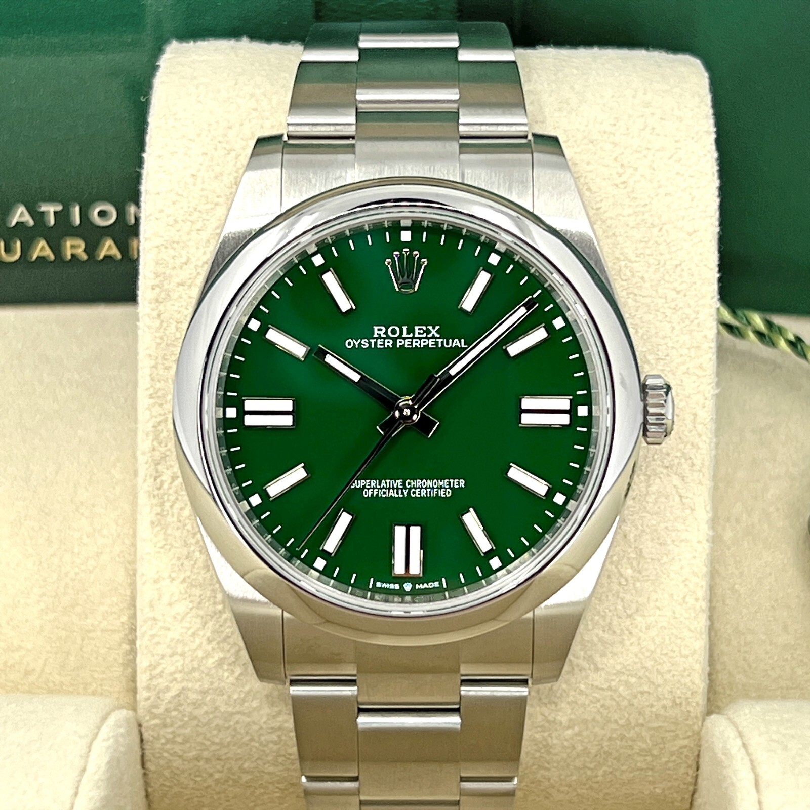 Rolex Oyster Perpetual 41, Green, Ref# 124300-0005, Unworn Complete 2023