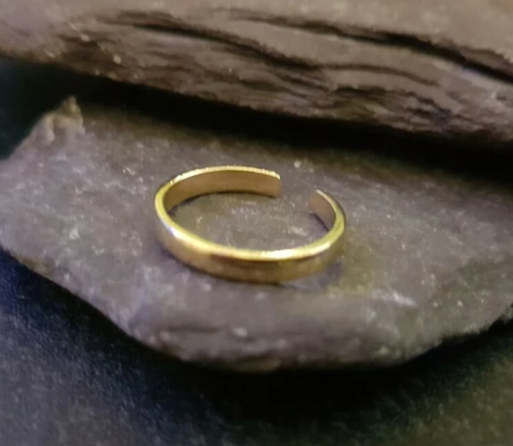 Solid Metal 925 Sterling Silver Women’s Adjustable Toe Ring Yellow Gold Plated