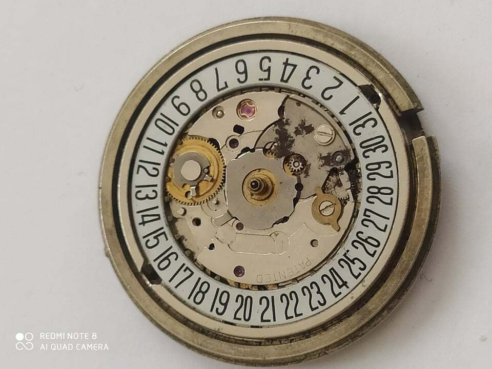 ETA 2879 Movement -automatic incomplete- original – for parts