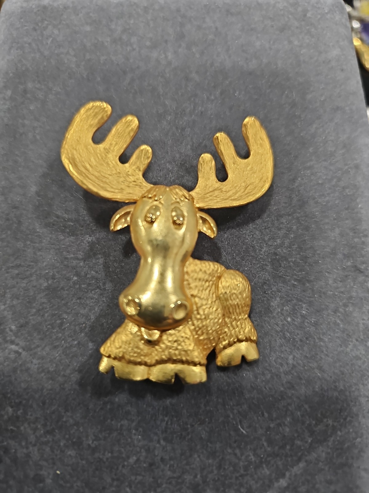 Moose broach vintage joannette jewelry JJ golton one tone moose pin brooch…