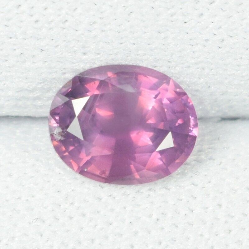 1.15 ct SHIMMERING UNHEATED” NATURAL COLOR CHANGE SAPPHIRE Oval Gem See Vdo ?