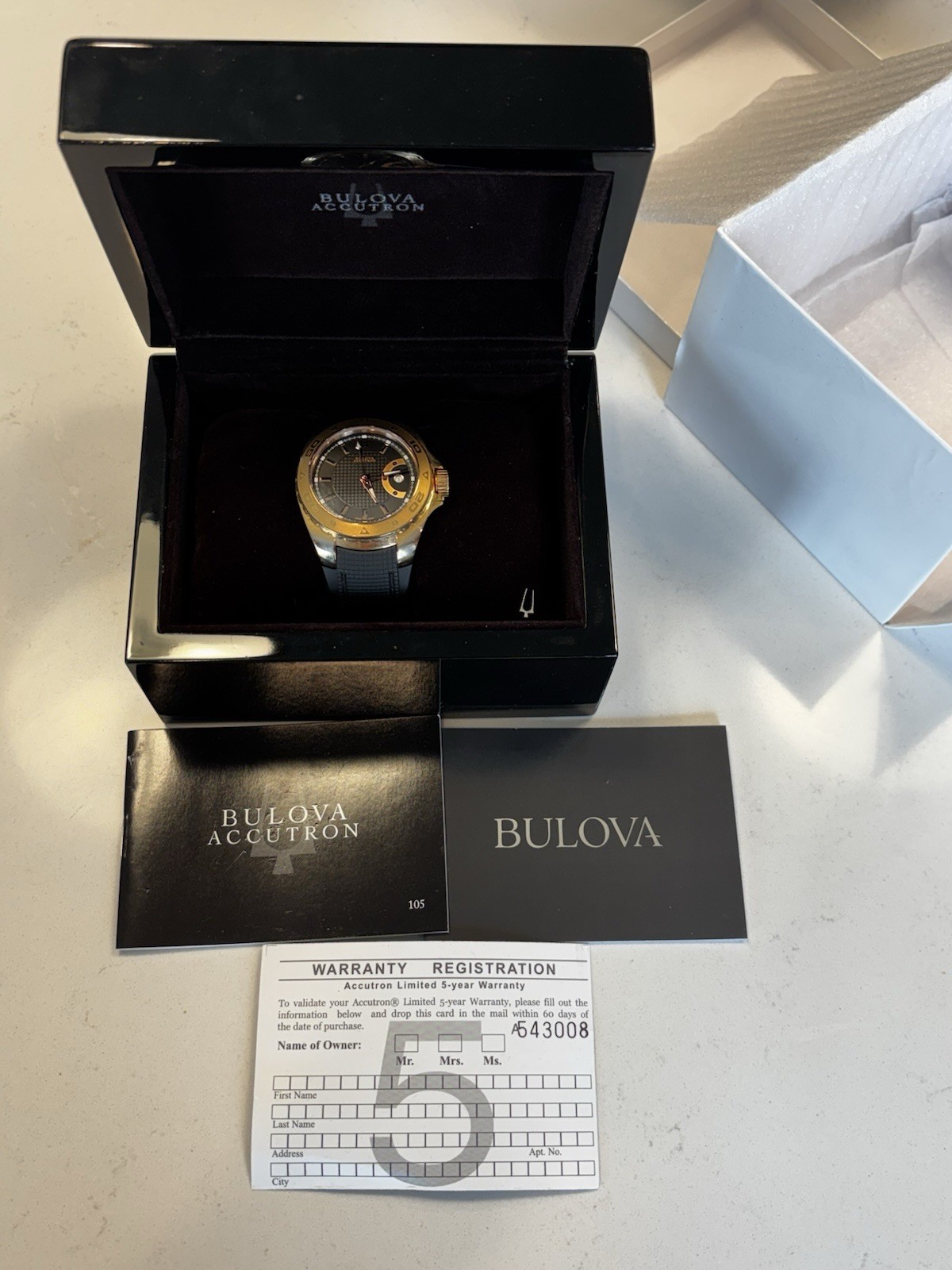 Bulova Accutron Curacao 64B108 Swiss SW200 Automatic 300M Dive Watch Full Kit