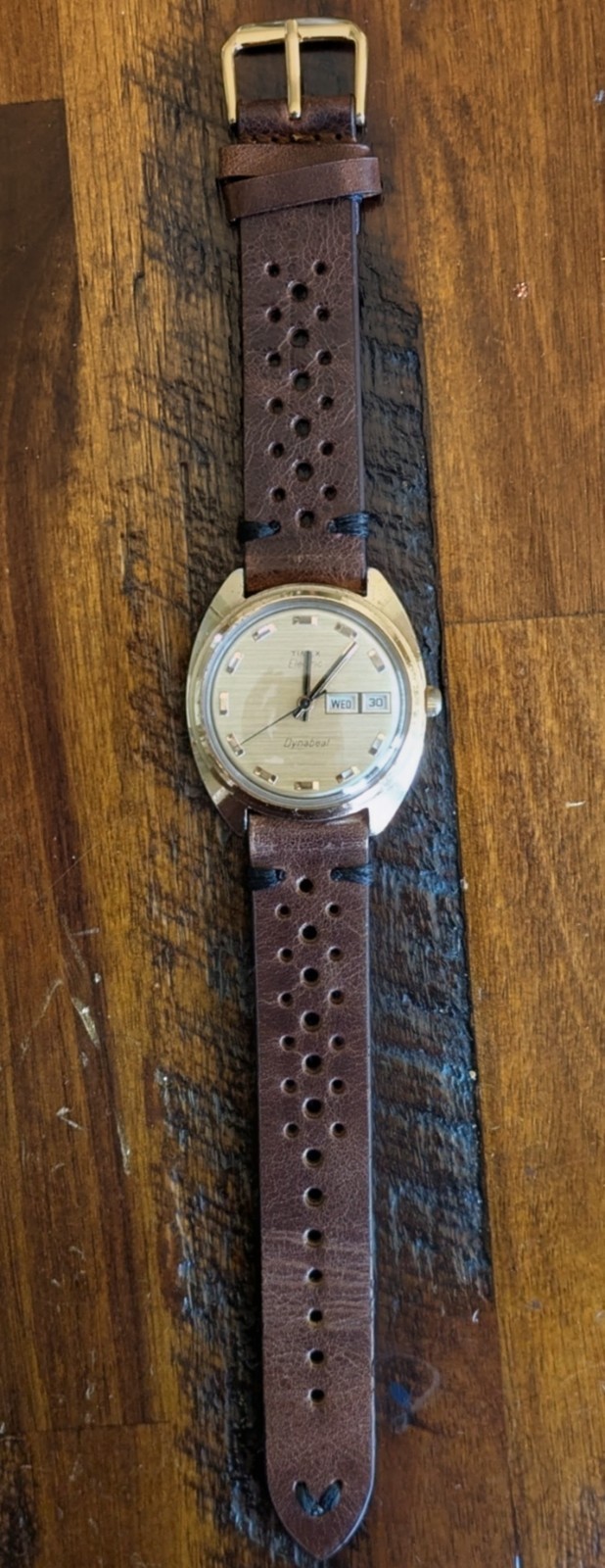 Vtg Timex Electric Dynabeat Men’s Watch Day/Date 37.5mm