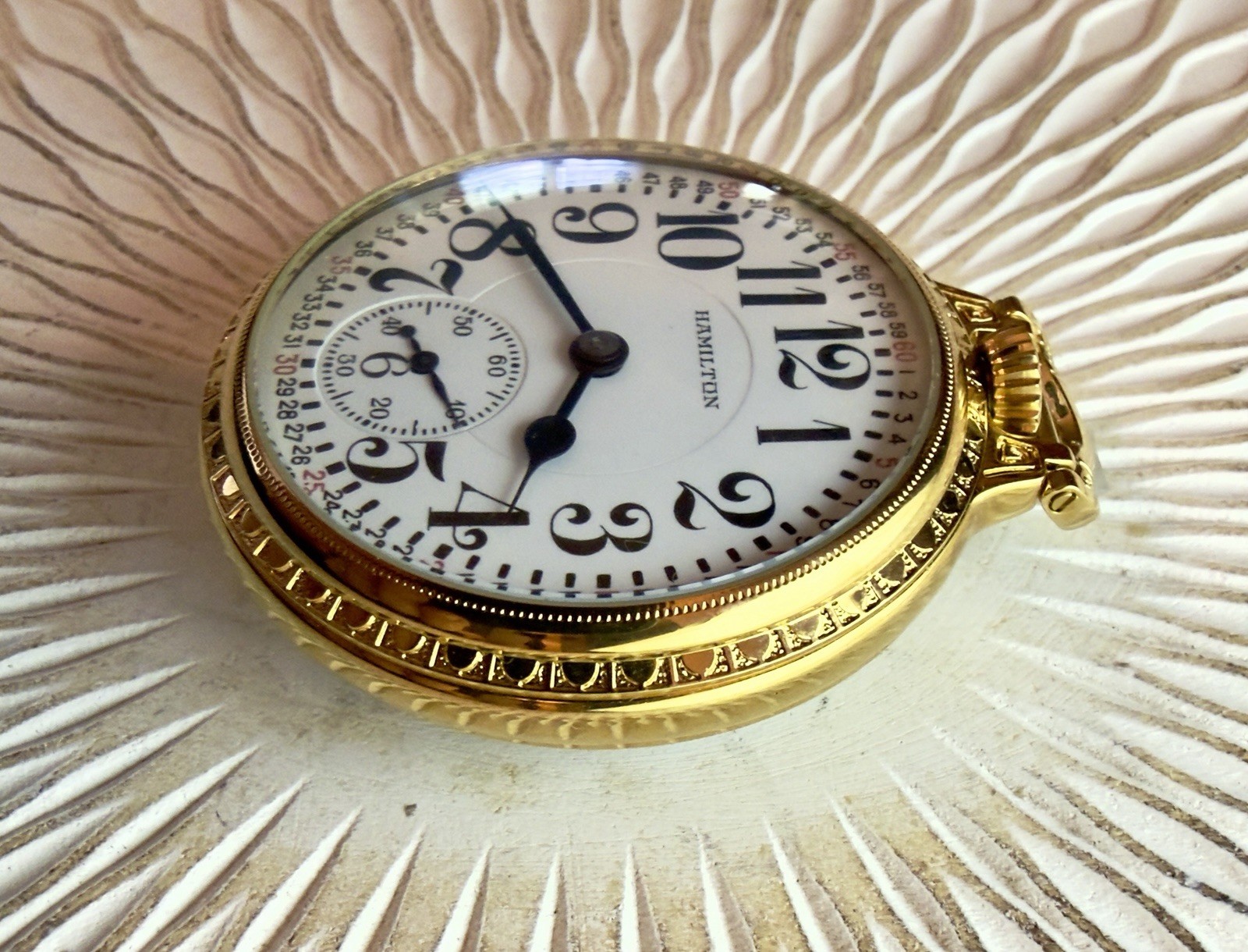 WOW 1952 Hamilton 16S 23J Grade 950B Display Mainliner Pocket Watch Great Runner