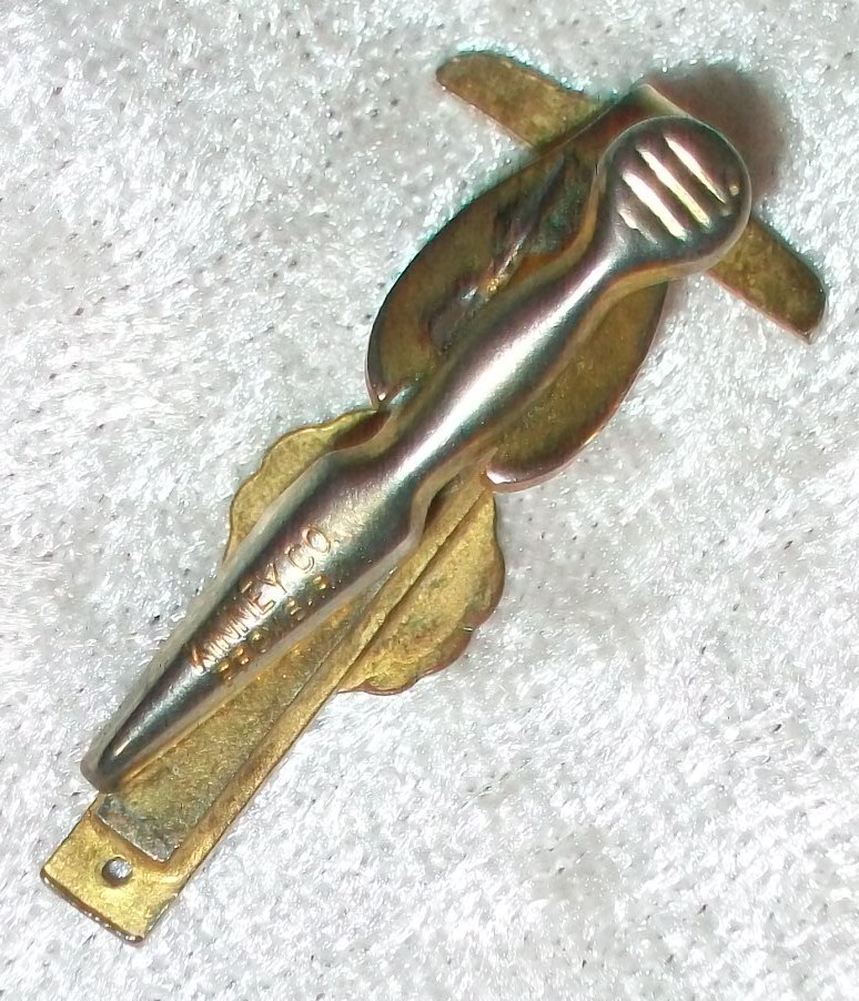 Vintage 1950’s Kinney 24K Gold EP Chicago Technical College T-square Tie Clasp