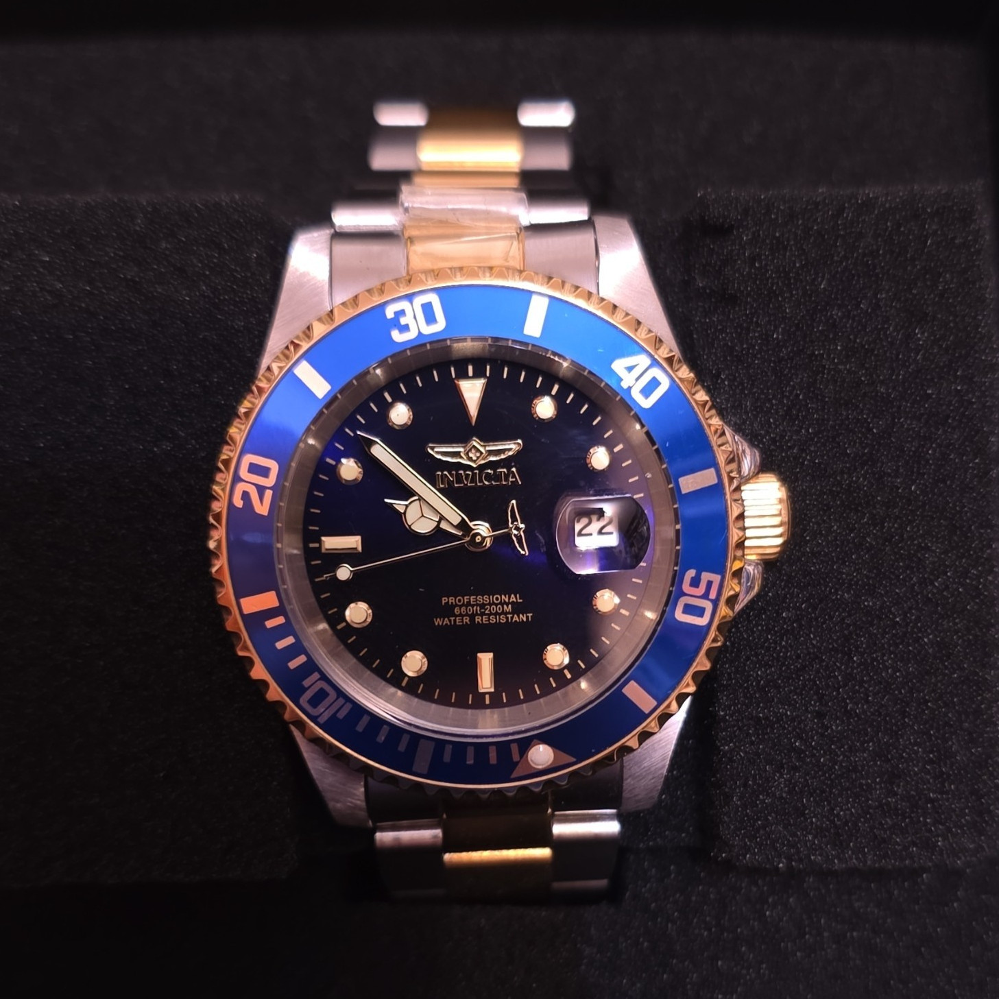 Invicta Pro Diver Men’s Quartz Blue Dial Two-Tone Bracelet 200m Watch 26972
