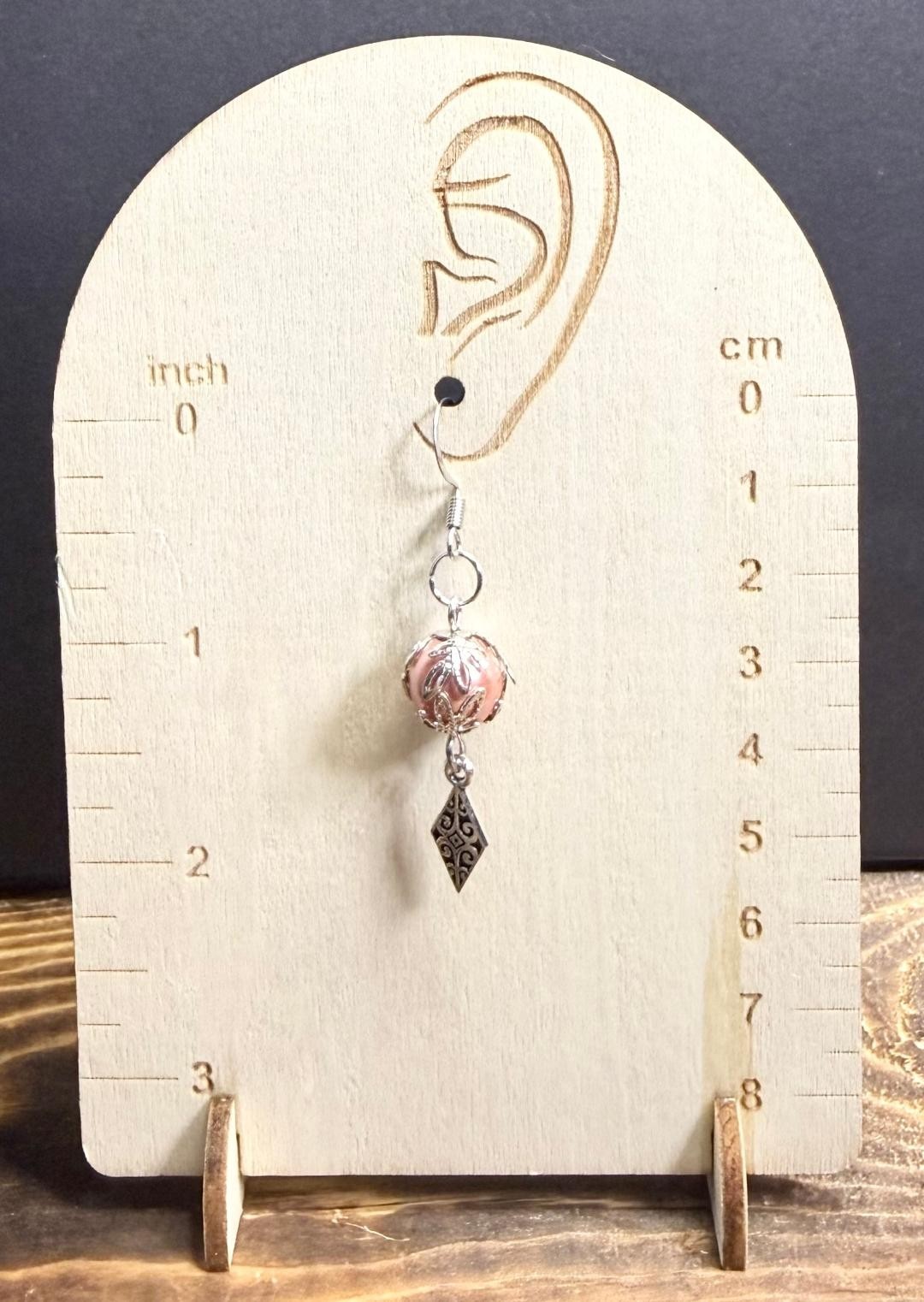 NEW Leaf Capped Mauve Pink Glass Pearl Earrings