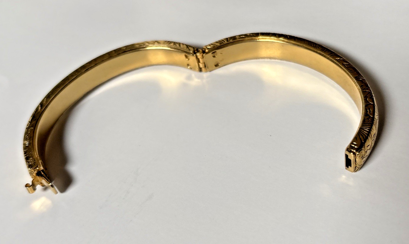 Gold Metal Bangle Bracelet Etched Floral Design Hinge Inside Circumfrrence 6.75″