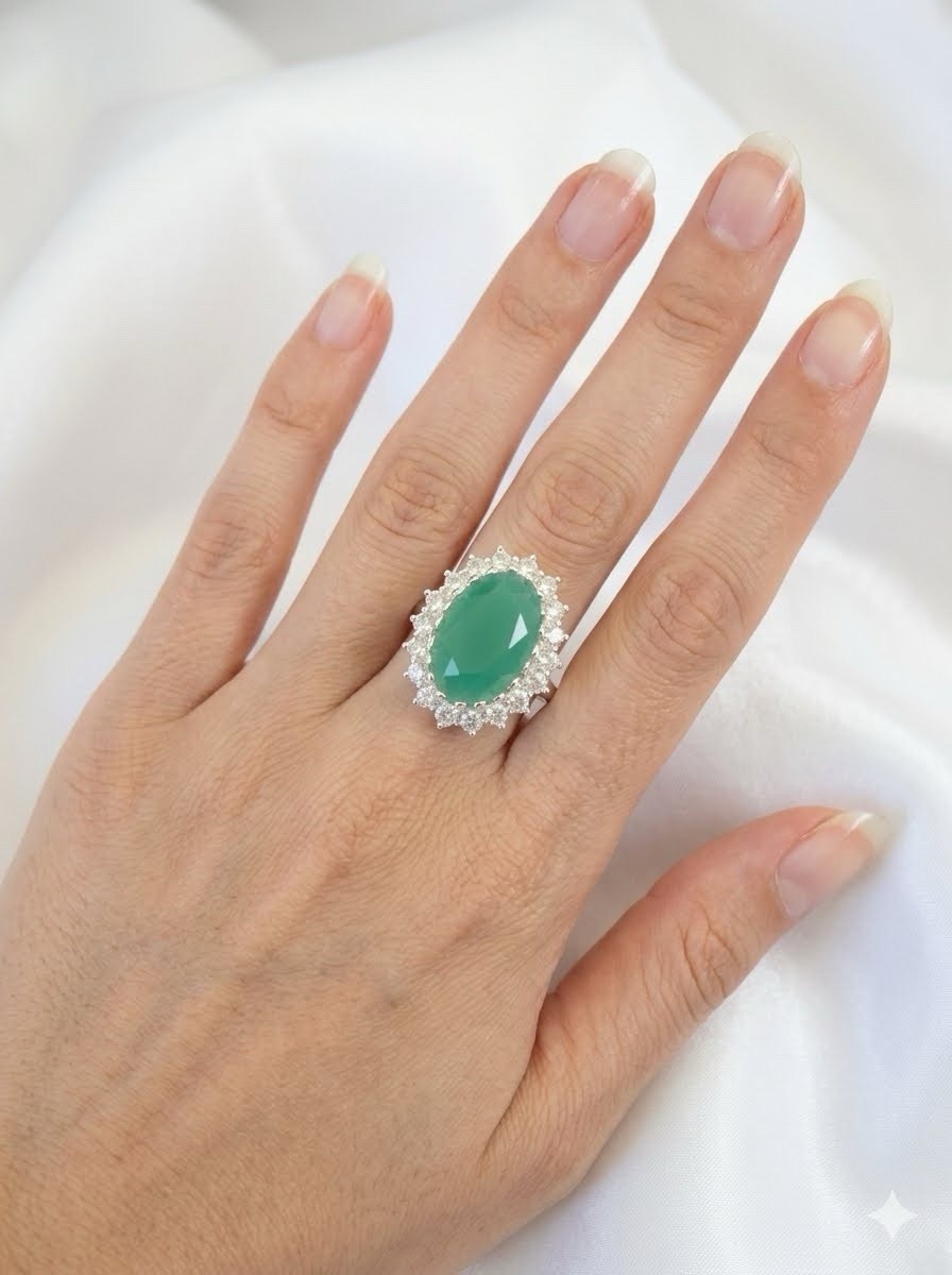 Vintage Sterling Silver 925 Green Chrysoprase Large Halo Ring Size 6.5