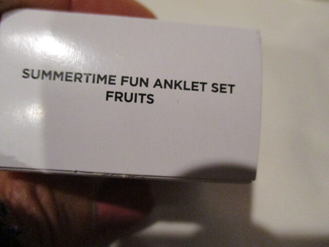 AVON Summertime Fun 2 Piece Anklet Set Goldtone “Fruits” 10″ Beaded w/3 Fruits