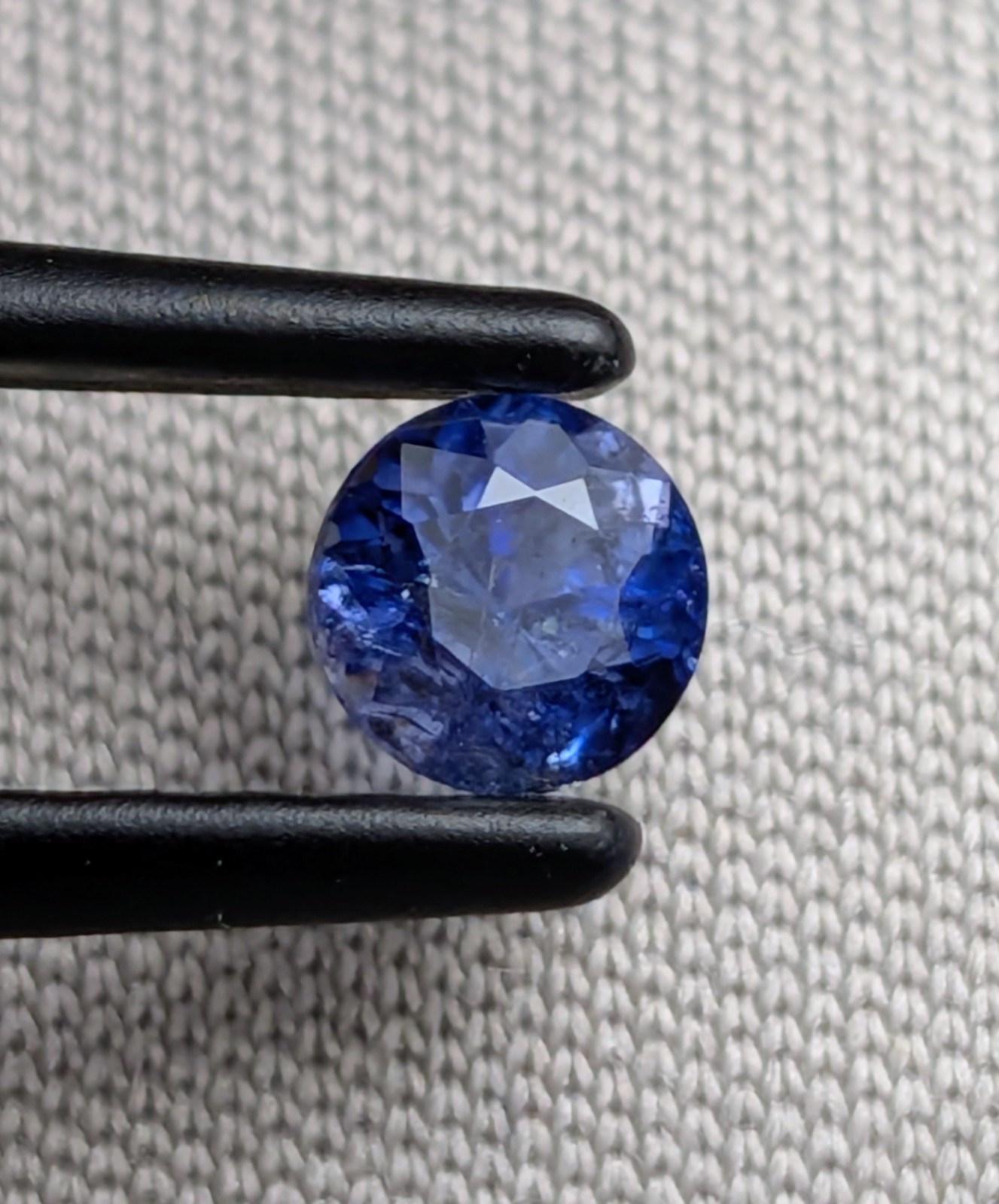 Benitoite: I, round gemstone 0.24 ct