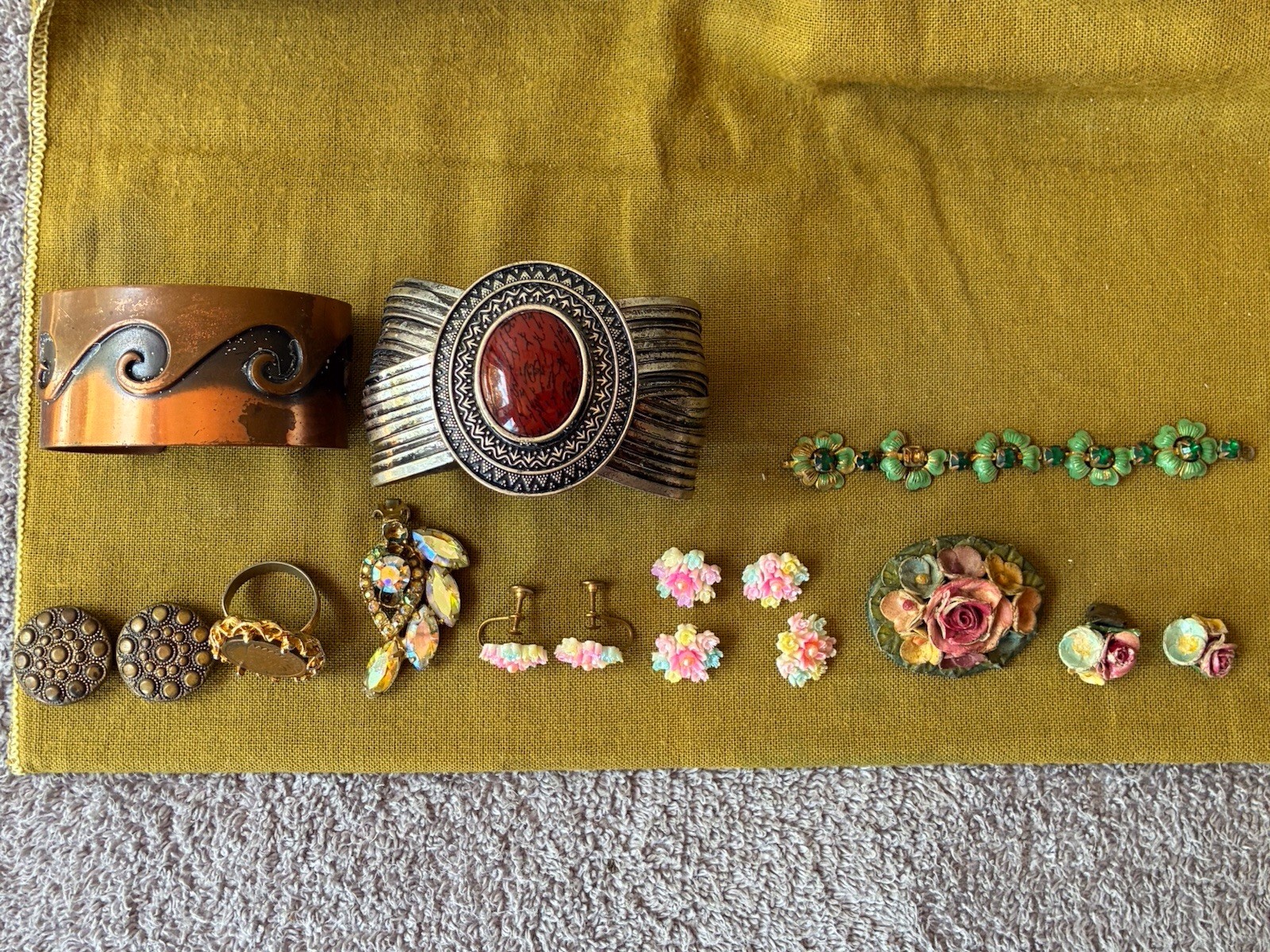 JEWELRY PIECES OF MANY ASST. AGES TYPES, SIZES & FOR MULTIPLE USES~MOST VGC~NICE