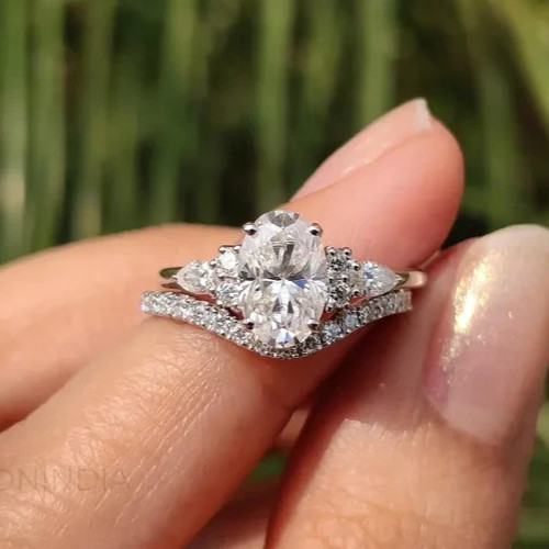 2.80Ct Oval Lab Grown Diamond EF/VS1 Solitaire Wedding Ring Set 14k White Gold
