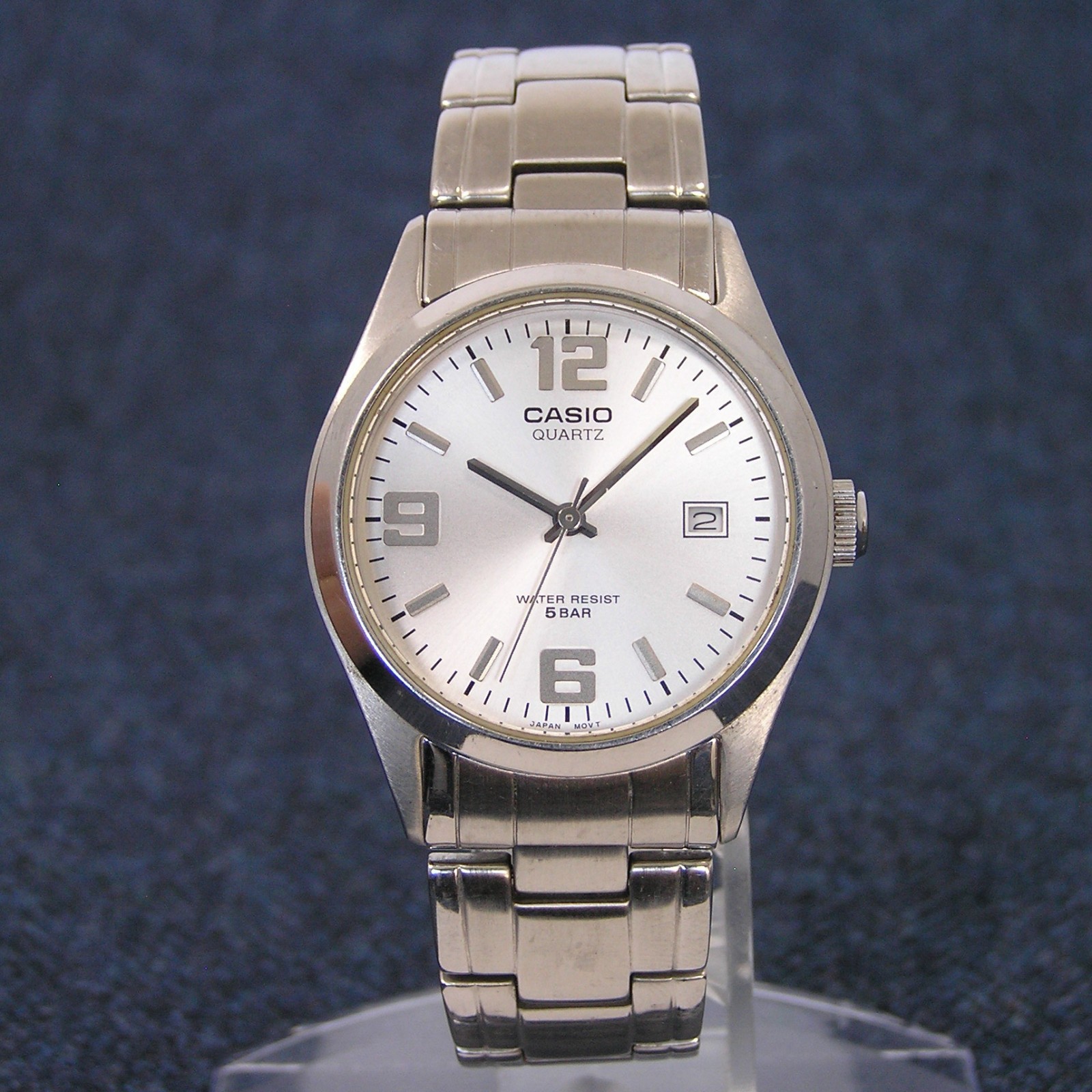 [Japan Exclusive] CASIO MTP-1181 Explorer Sport Watch Rare Japan Imported Silver