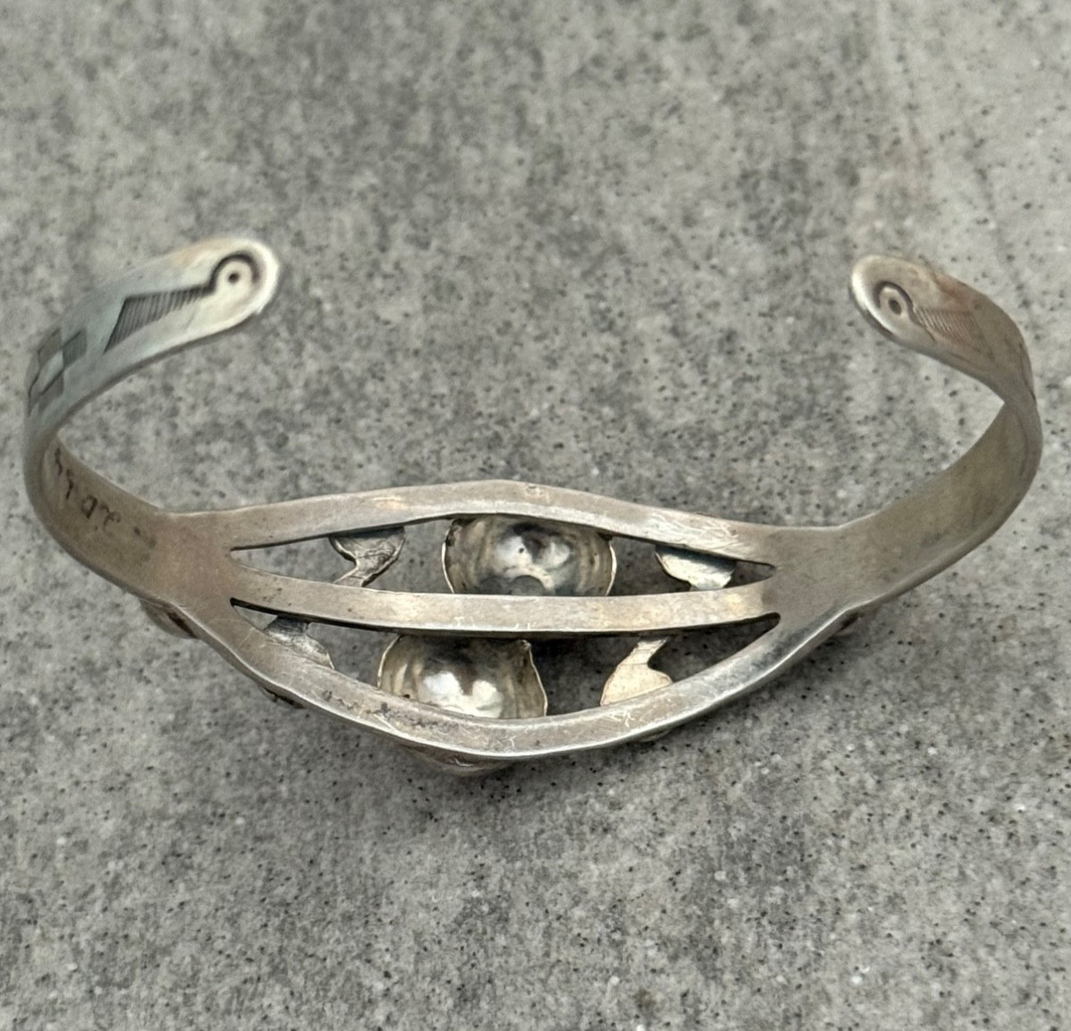 Vintage FRED HARVEY ERA Navajo DOME CONCHO Sterling Silver Bracelet 6.75 in