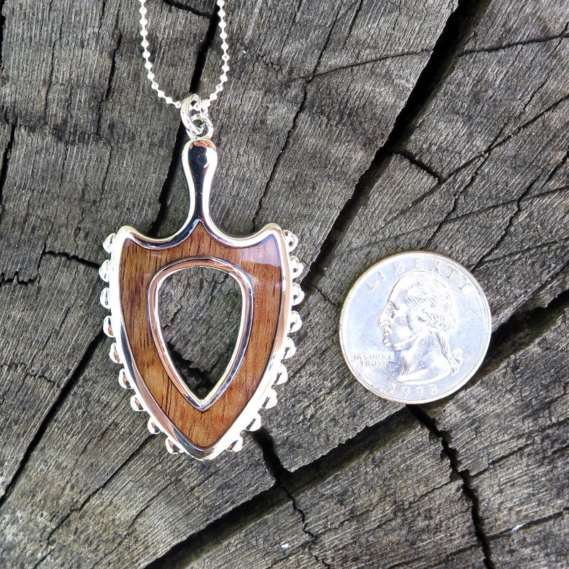 Koa Wood Hawaii Jewelry Shark Teeth Weapon Rhodium Plated Brass Pendant BRP1136