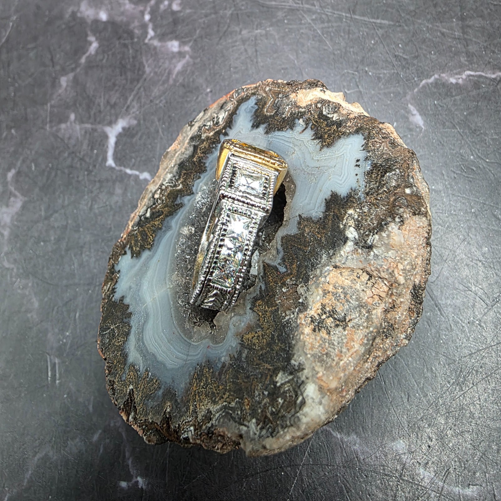 Vtg Rhodium Plated Radiant Yellow & White Brilliant CZ 9 Stone Ladies Ring