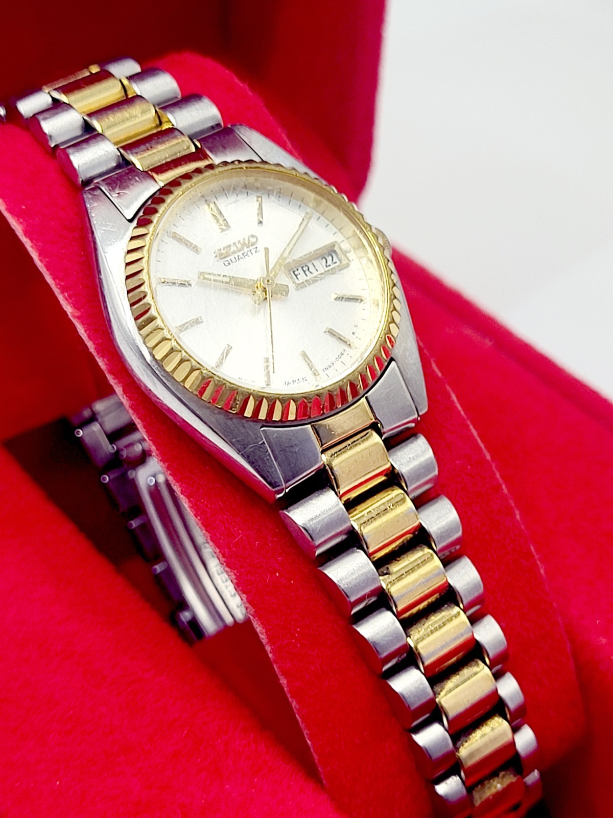 24mm [WORKS] 1995 Seiko Women’s Silver & Gold Tone Ladies Watch Day Date