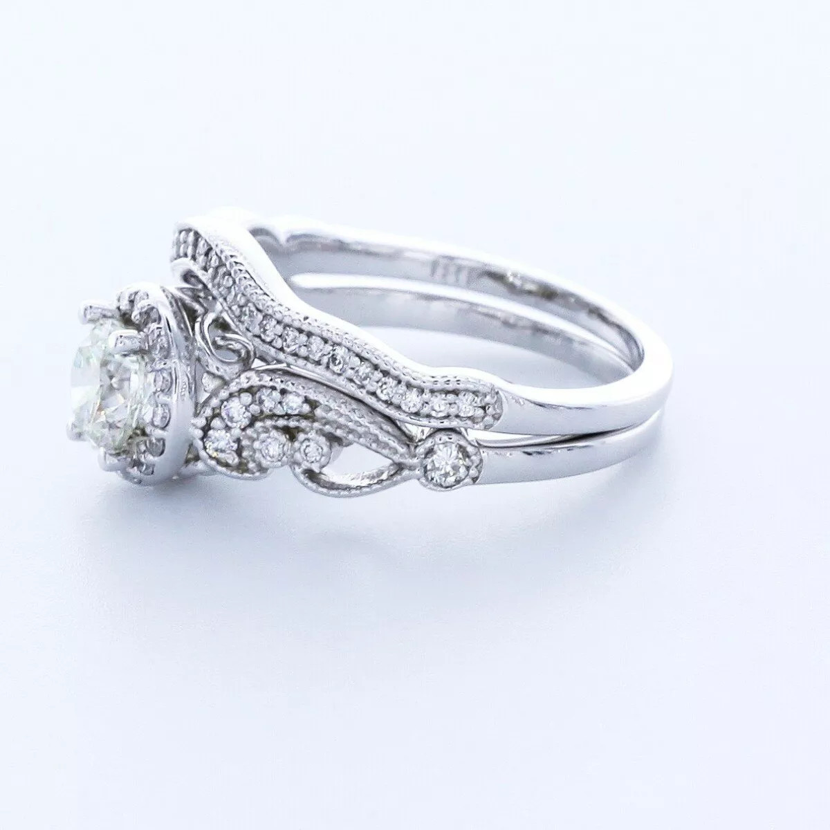 Engagement Ring Set 18K White Gold Halo 1.60 Carat Round Lab-Grown Diamond H VS1