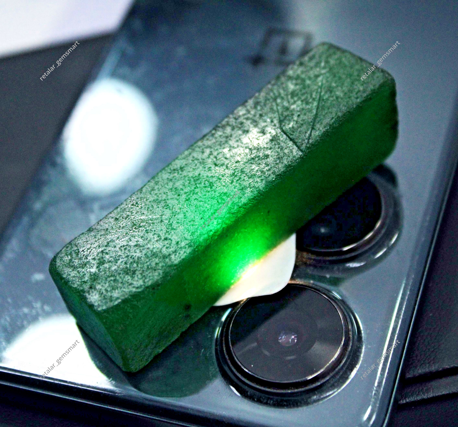 225.50 Ct NATURAL Earth Mined Colombian Green Emerald Rough Loose Gemstone
