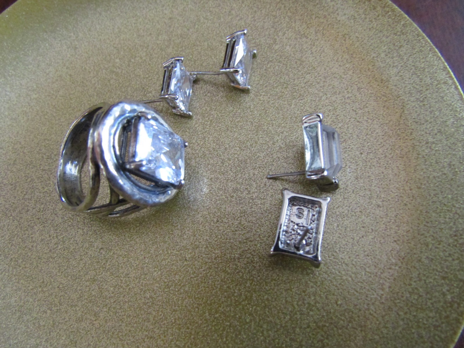 Large Cubic Zirconia Israel sterling ring size 10/2 pair earrings VGC