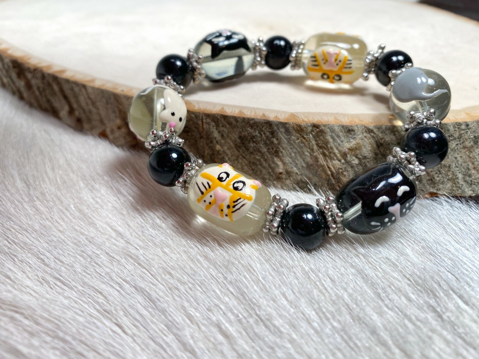 Cat Bracelets Cat Mom Cat Lady Glass Beaded Stretch Bracelet Black and White