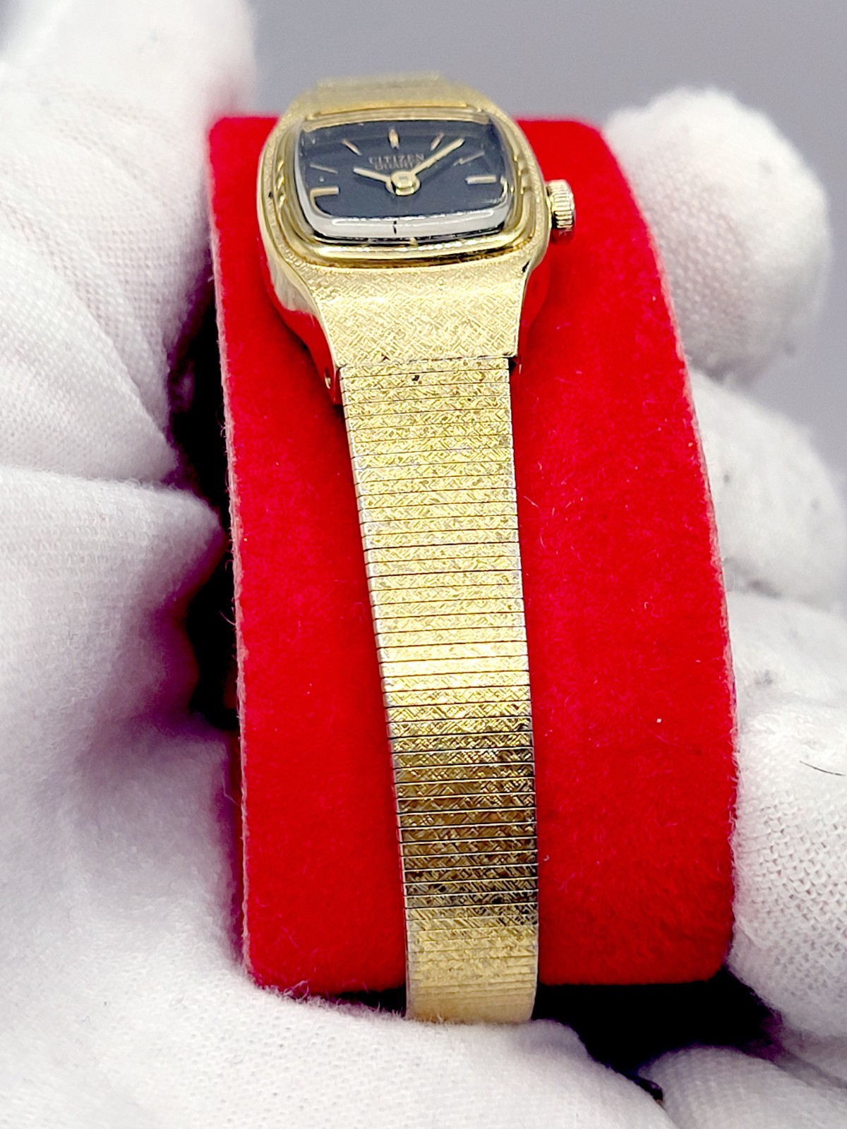 Rare [N. MINT] 1981 16mm Citizen Seven Vintage Quartz Women’s Watch Japan Made