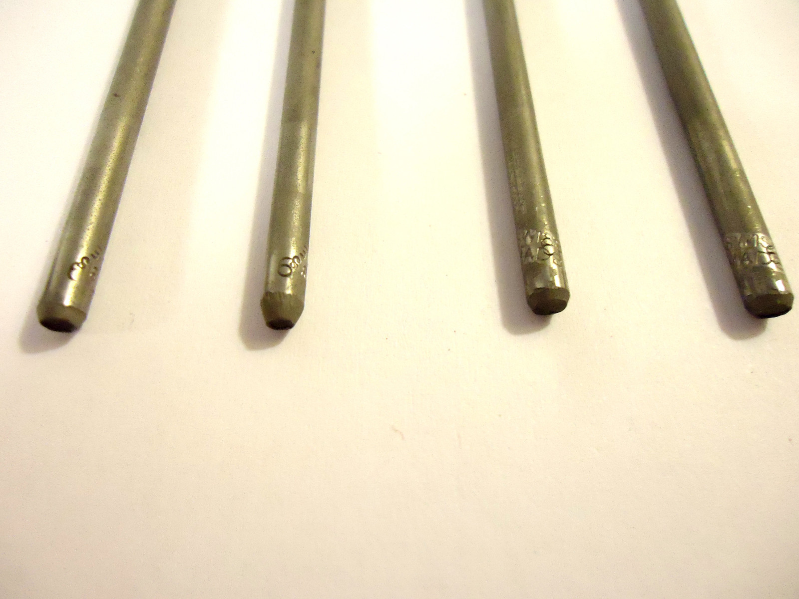 Swiss Made Needle Files 4 Pieces, 2 Crossing and 2 Pillar, #6 Cut, New