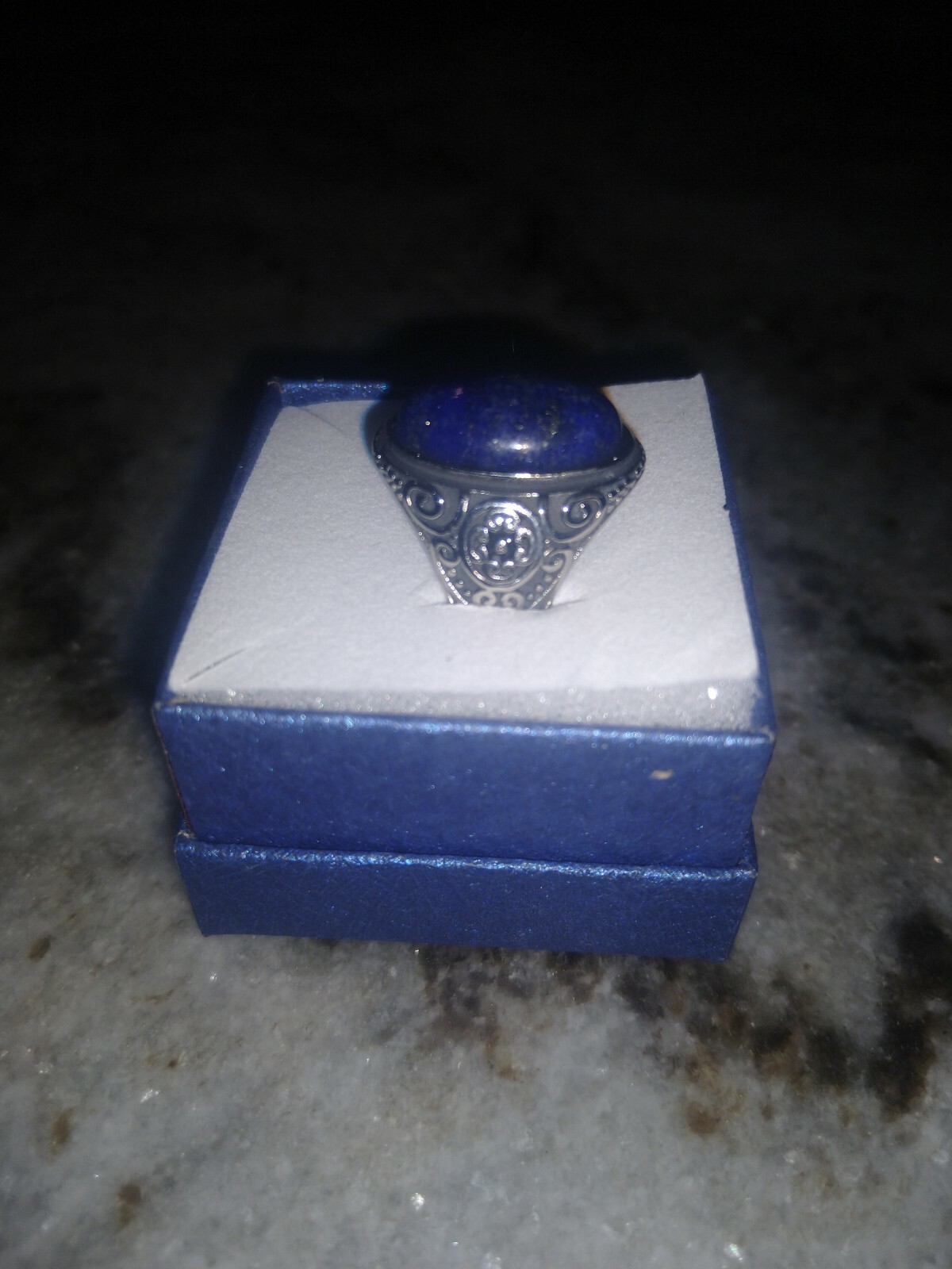 10.50 Cts of beautiful Lapis Lazuli in Ring in Stainless Steel (Size 9.0)
