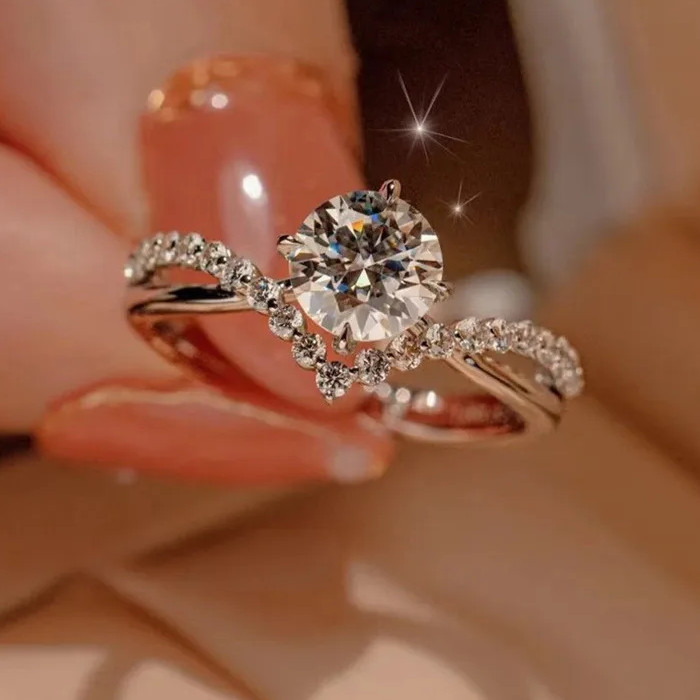 Exquisite 18K 925 Sterling Silver 1CT Moissanite V-Style Design Ring (Size 4-9)