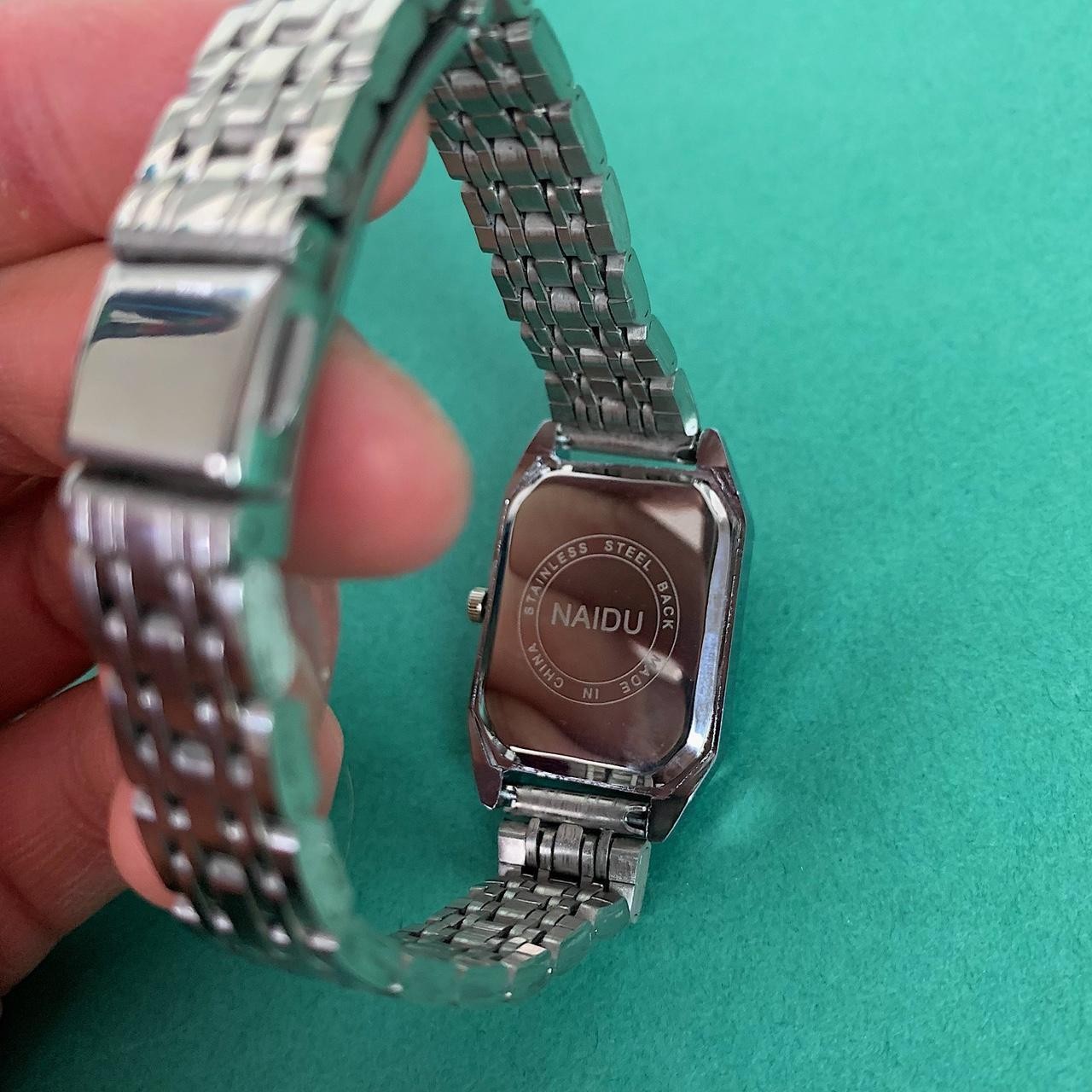 Y2k 2000s vintage style essential minimalist retro stainless steel cute