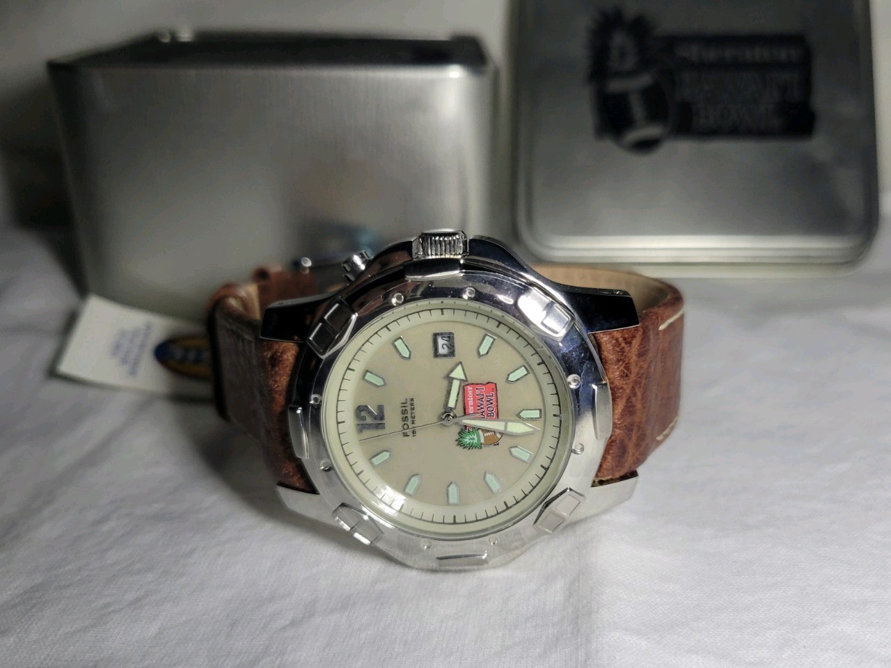 Vintage SHERATON HAWAII BOWL FOSSIL WATCH PR-5066 BROWN LEATHER BAND