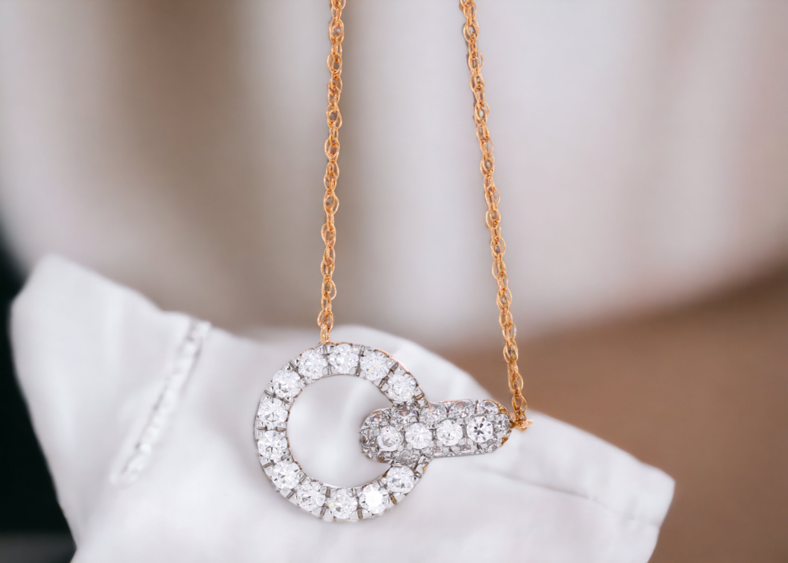 0.70 Ct Round Cut Lab Grown Diamond Pendant Necklace F-G/VS 925 Sterling Silver