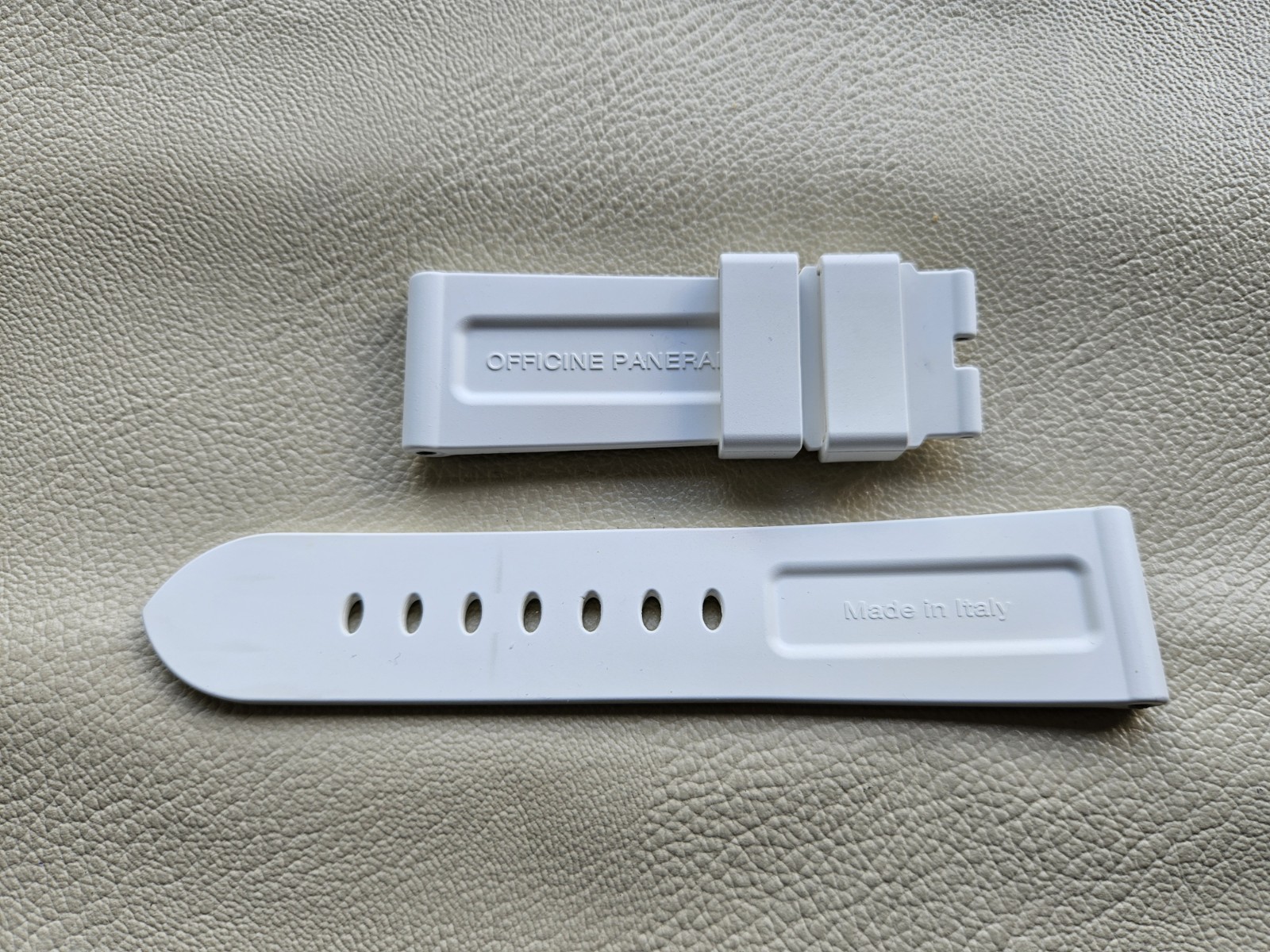 Officine Panerai Rubber Strap White 24mm-22mm Authentic OEM MXE0BRMX