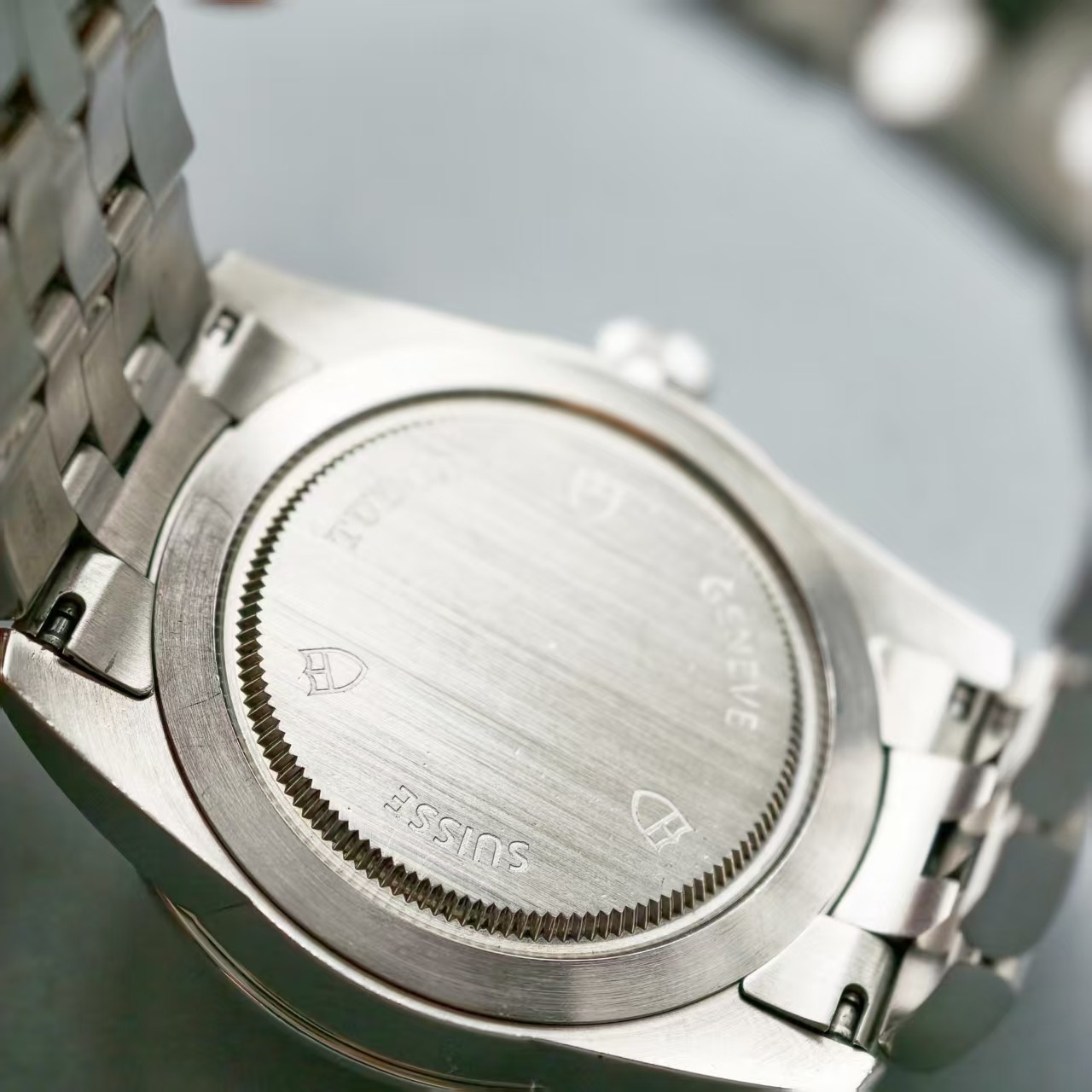 Tudor Sliver Scale Dial Glamour M55000-0005 Men’s Watch Automatic 36mm Date