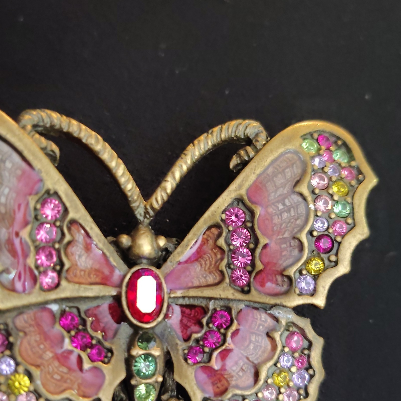 Jay Strongwater Signed Butterfly Brooch Pin Enamel Crystal Rhinestone Gold Pink