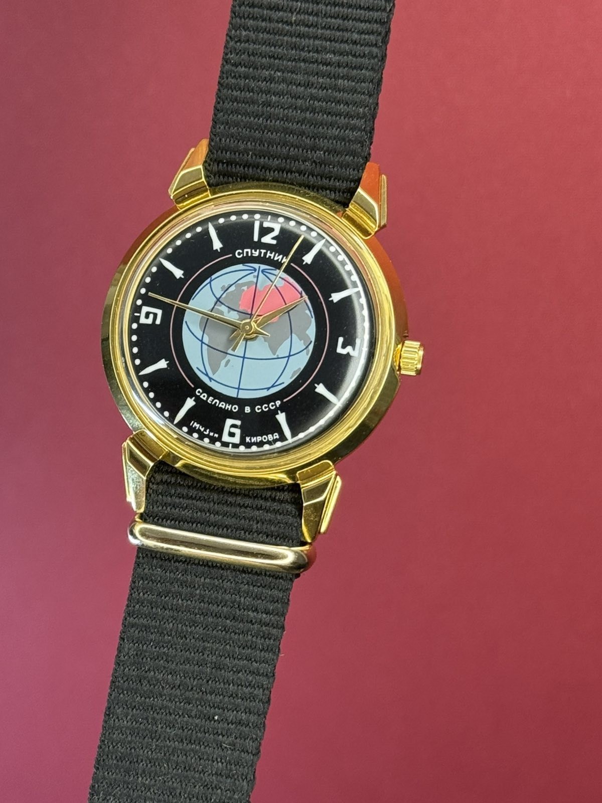 Watch Raketa Sputnik Mechanical Kirovskie Soviet USSR Russian Men RARE Vintage