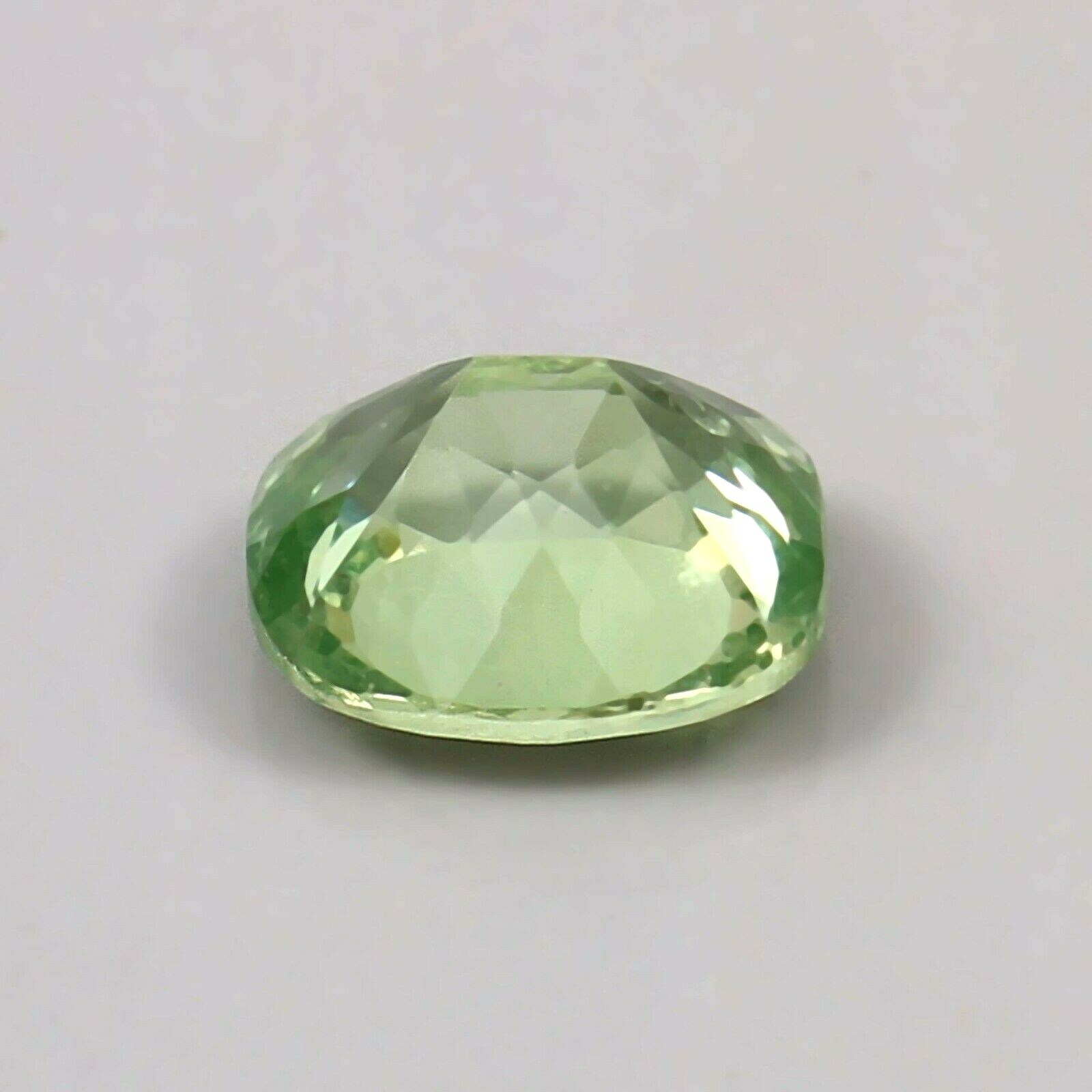 AAA Natural Flawless Green Ceylon Chrysoberyl Loose Cushion Gemstone Cut 5.00 Ct