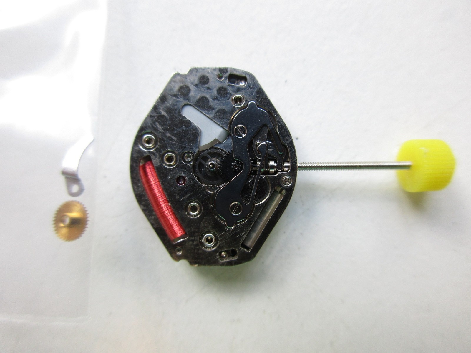 ISA 6¾ x 8″‘ cal. 369 N.O.S. 1 jewel quartz watch movement