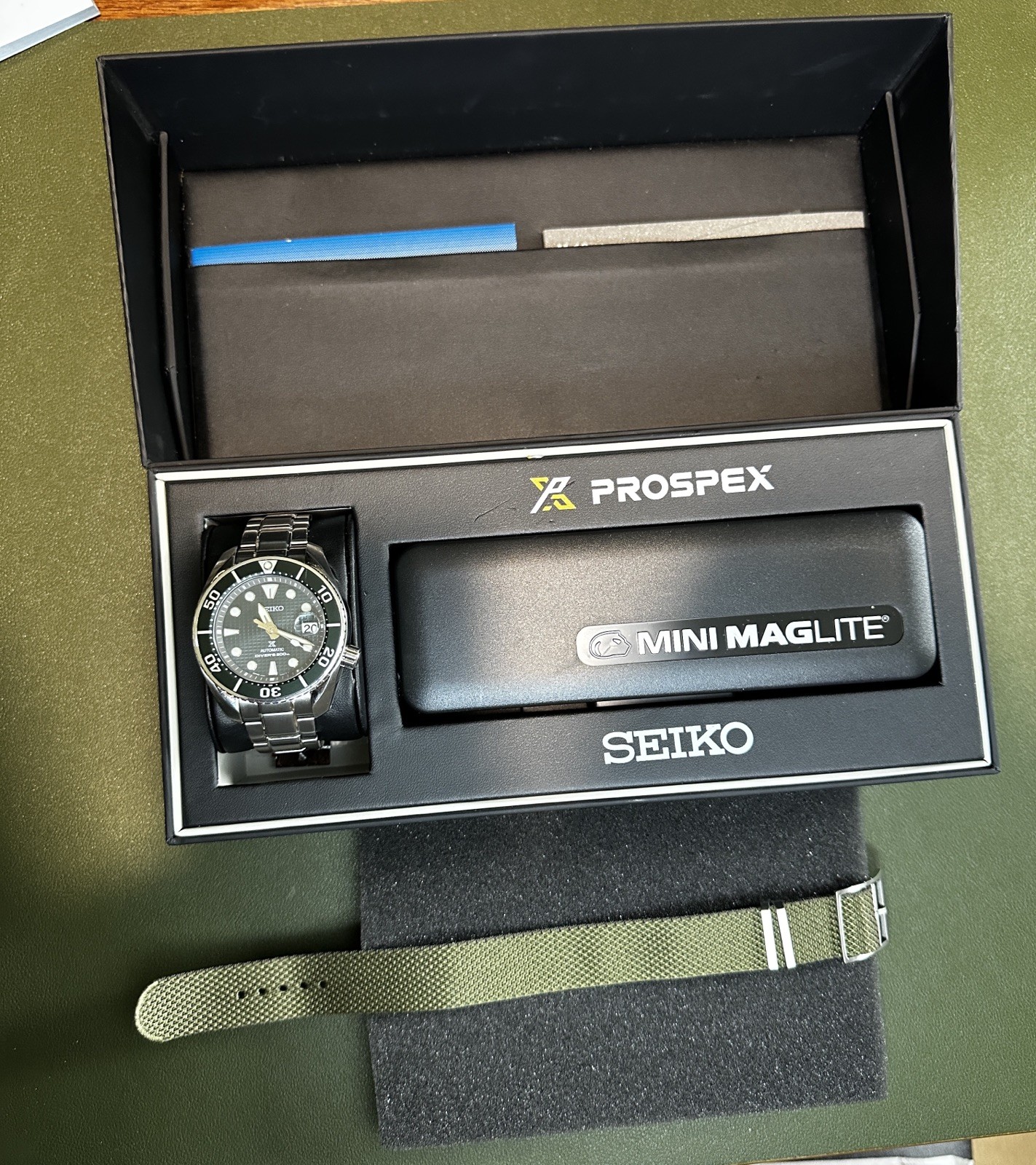 Seiko Luxe SPB177 Green Ice Diver Prospex full set