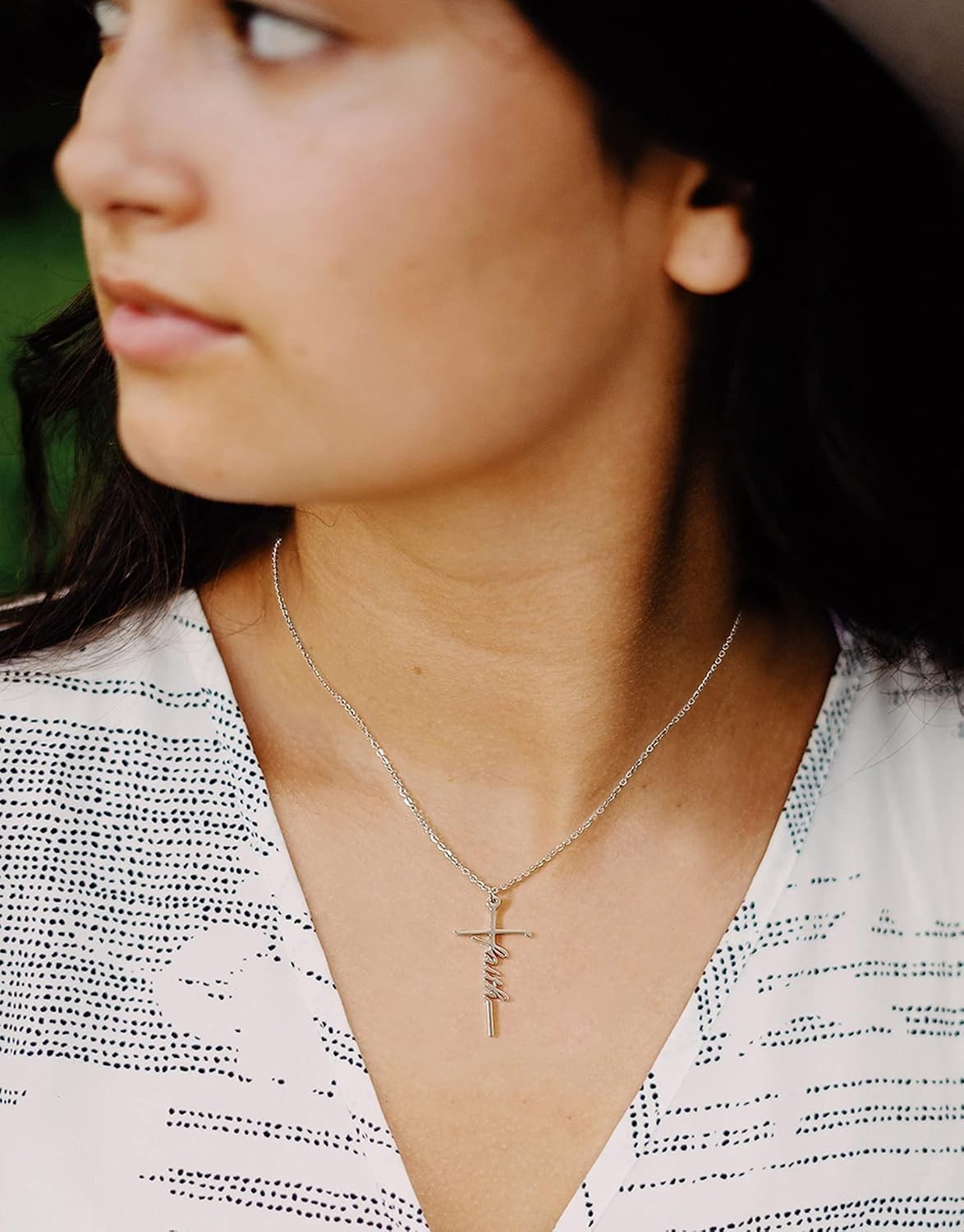 Stainless Steel Faith Cross Pendant Necklace for Women – 18-Inch Gift of Belief