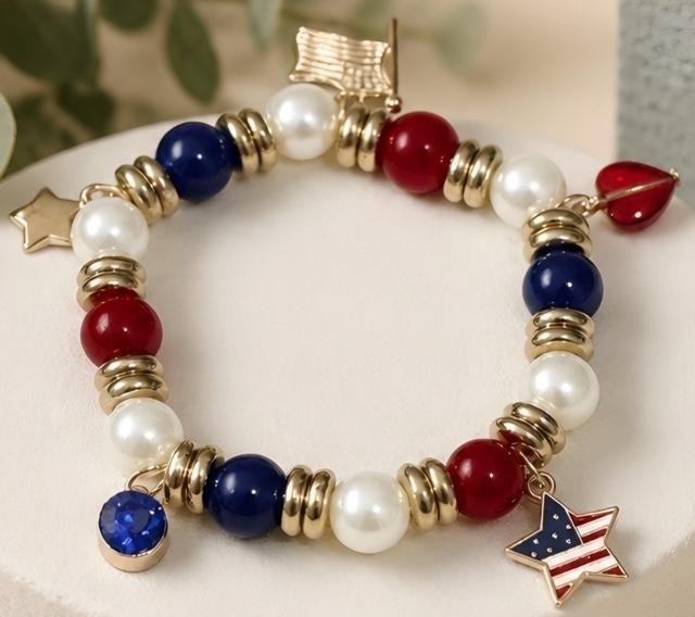 PATRIOTIC STRETCH BRACELET CHARMS RED WHITE BLUE OPAQUE BEADS FREE USA SHIPPING
