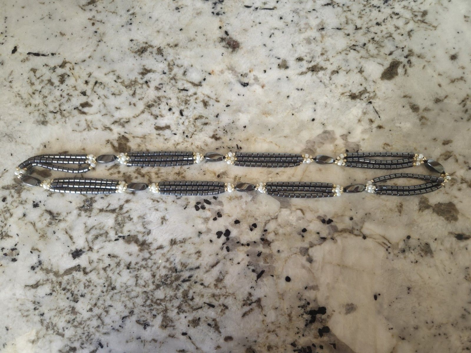 Vintage Hematite and Pearl Beaded Necklace Gray White 36 cm Fashion Jewelry