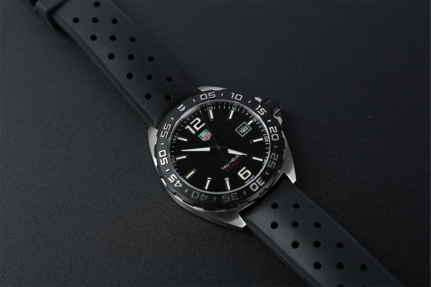 Original Full Set Unworn 41mm Tag Heuer Formula 1 WAZ1110.FT8023 men’s watch