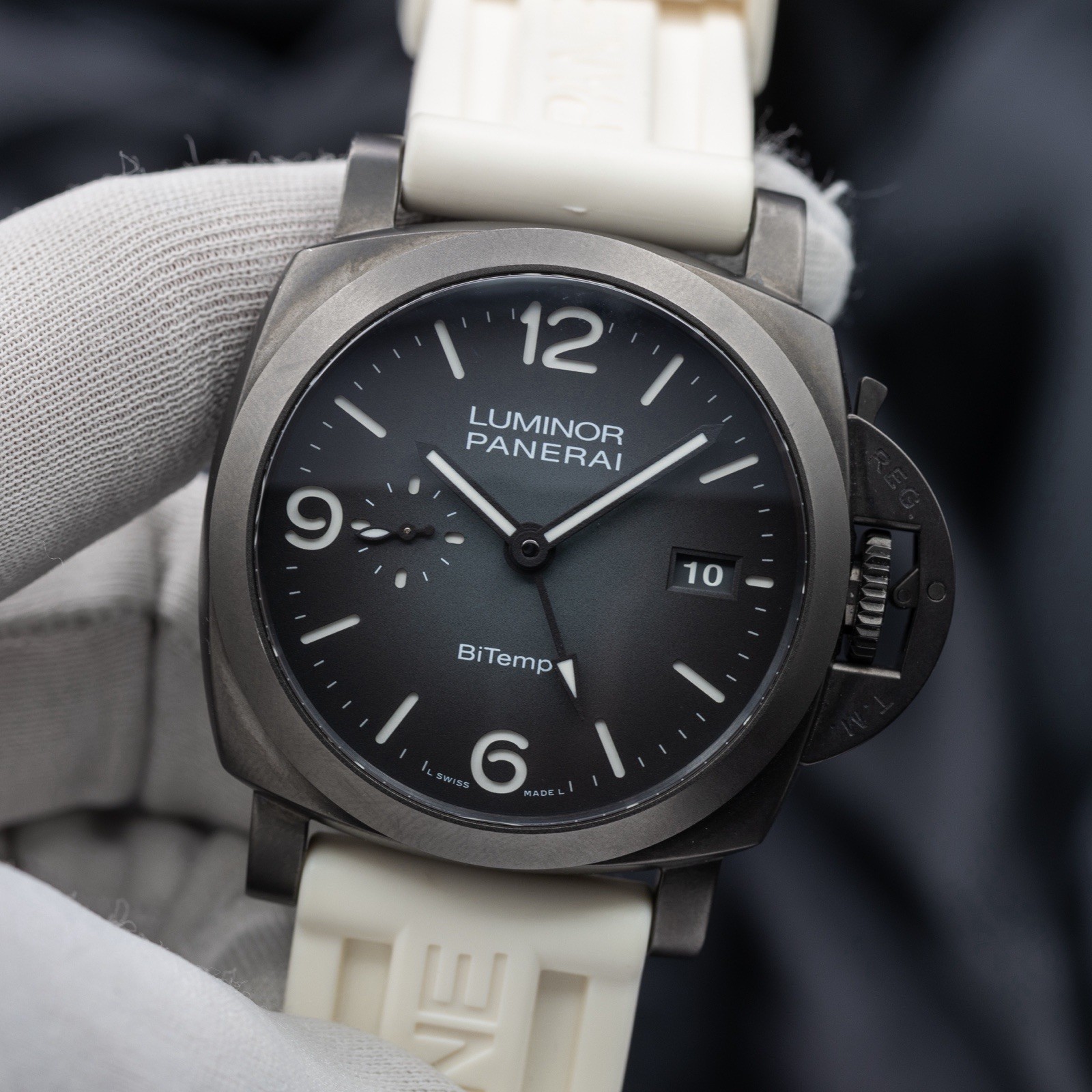 Panerai Luminor Bitempo PAM01467 NYC Boutique Ed. 44MM Black Titanium -Comp. Set
