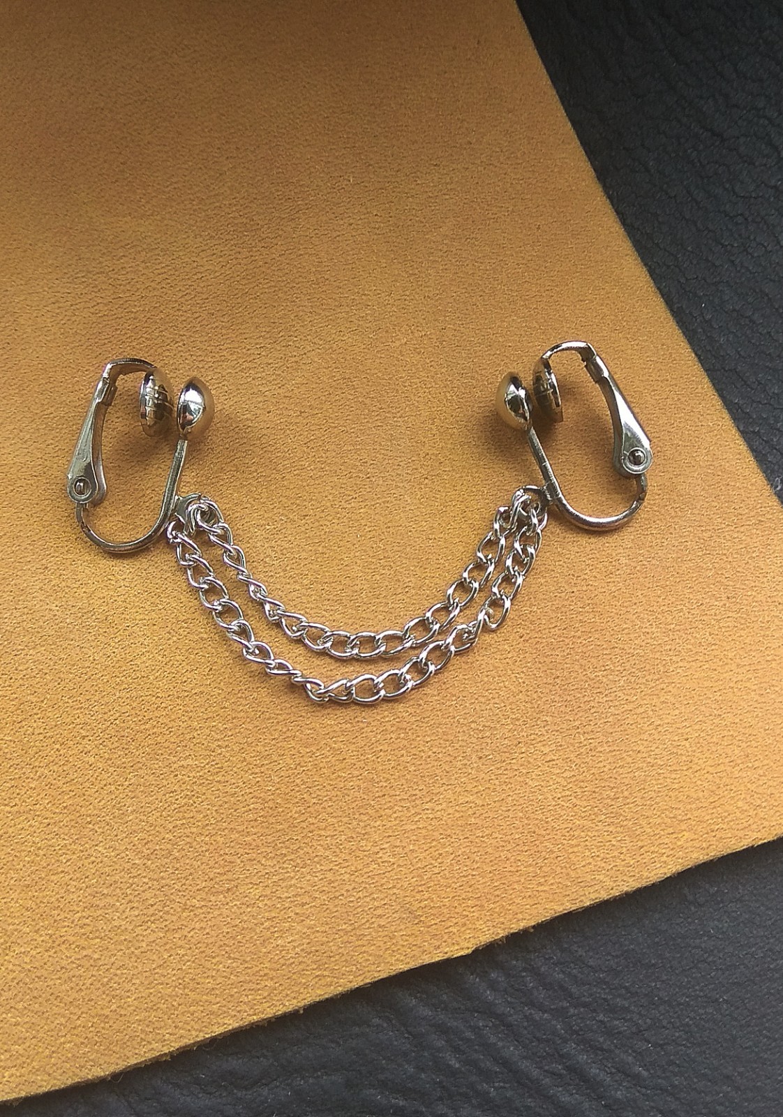 Stainless Steel Clitoral Jewelry with Chains – Non-Piercing Intimate Accessory
