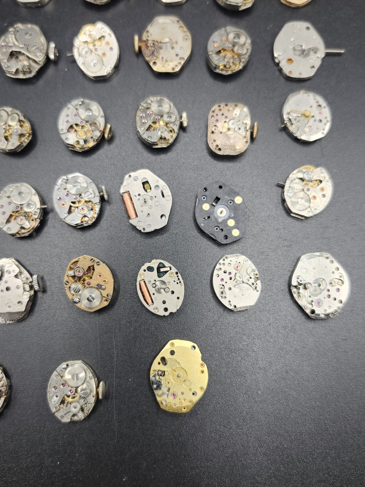 (38) Watch Movement Parts Womens Watches Used Unkown Used Silver Gold Tone