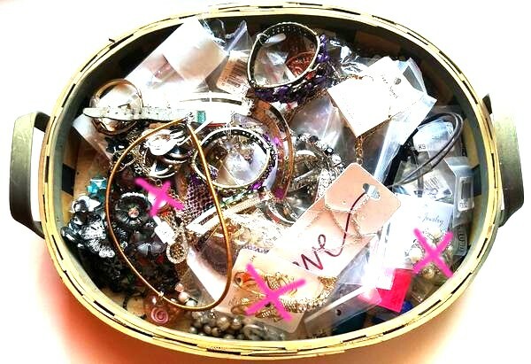 **Fashion Jewelry Box Lot **ONE POUND- all wearable,wholesale,bulk- #JJ6